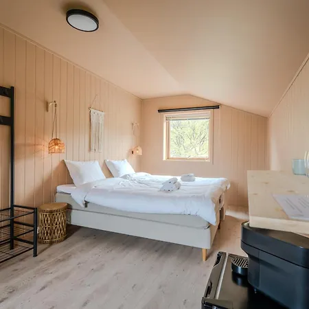 Ryten & Kvalvika Trail Farm ロッジ *