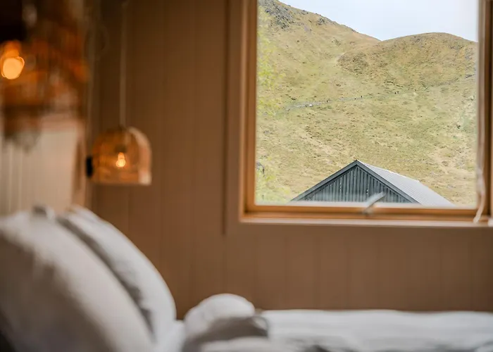 Ryten & Kvalvika Trail Farm Lodge Fredvang